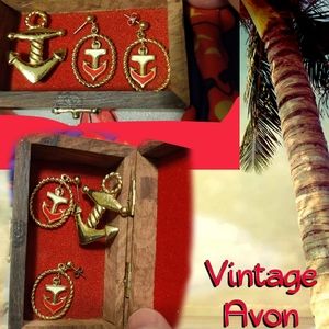 Vintage AVONGoldtone Anchor Earrings & Pin